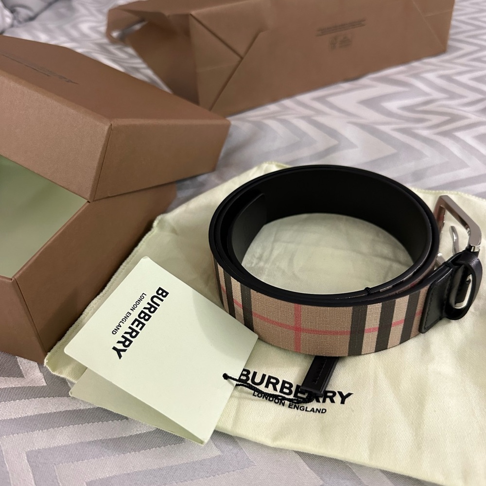 Authentic Burberry Beige and Black Belt